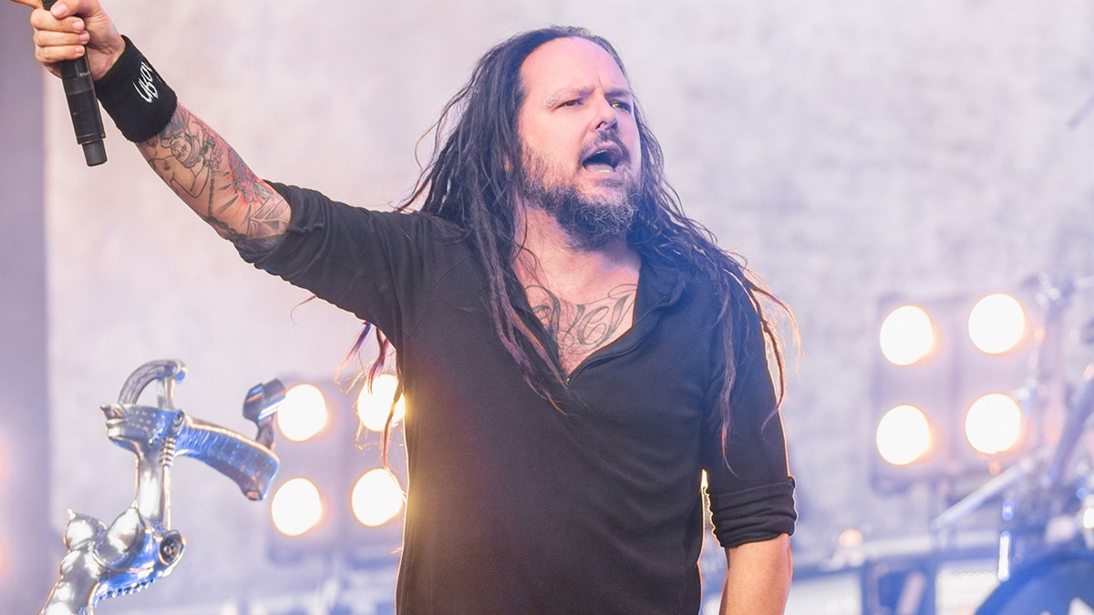 Korn Singer Jonathan Davis Tests Positive For Coronavirus Forces Band To Change Summer 21 Tour Schedule Fox News Korn Singer Jonathan Davis Tests Positive For Coronavirus Forces Band To Change Summer 21 Tour Schedule Fox News