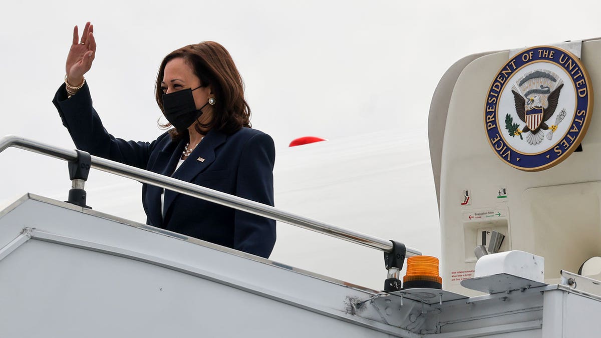 U.S. Vice President Kamala Harris arrives in Singapore, August 22, 2021. (Reuters) 