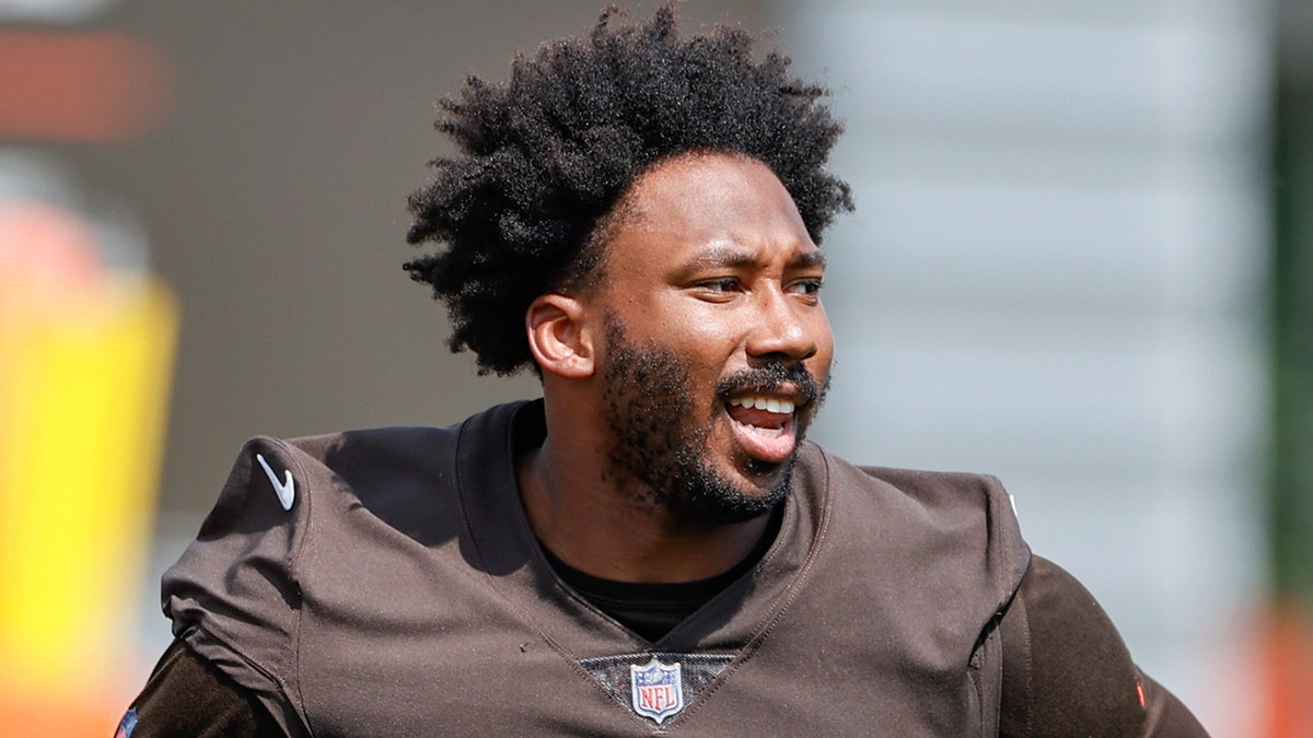 Myles Garrett disciplined to open Browns loss to New Orleans Saints