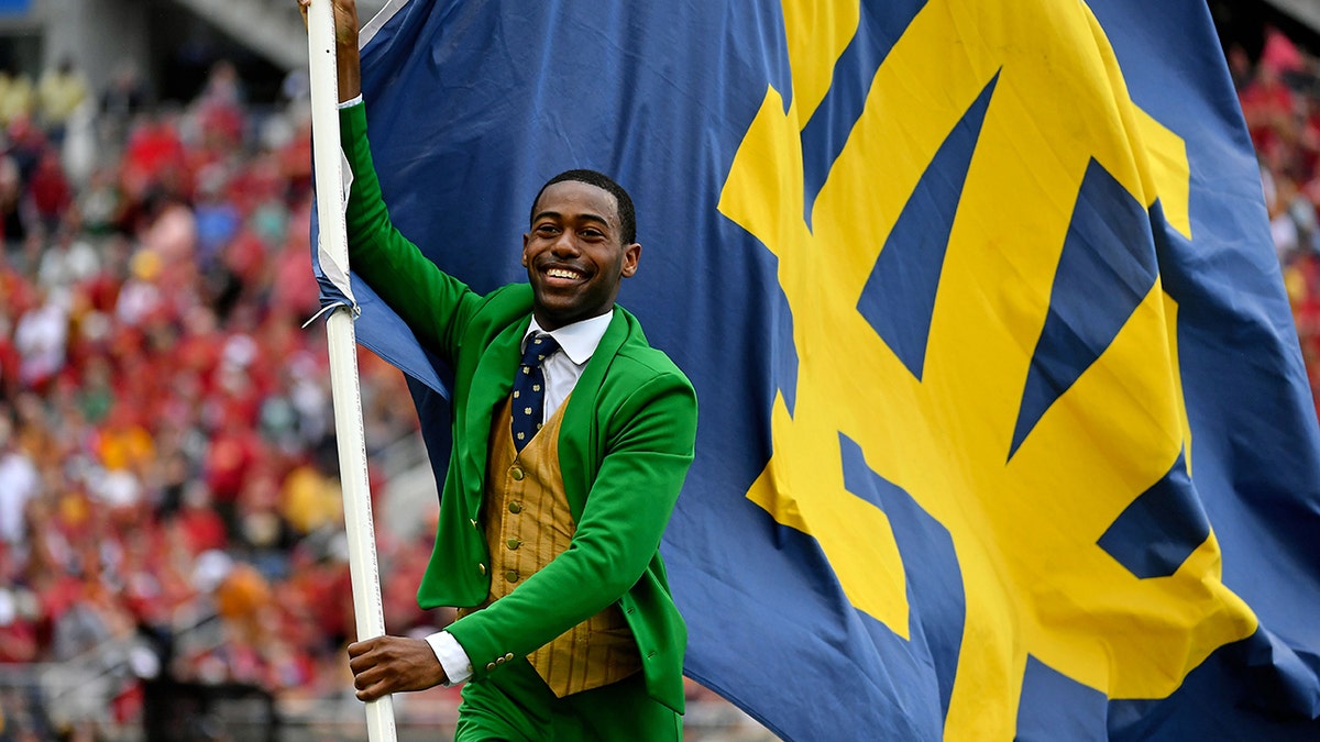 Notre Dame Fighting Irish flag and mascot