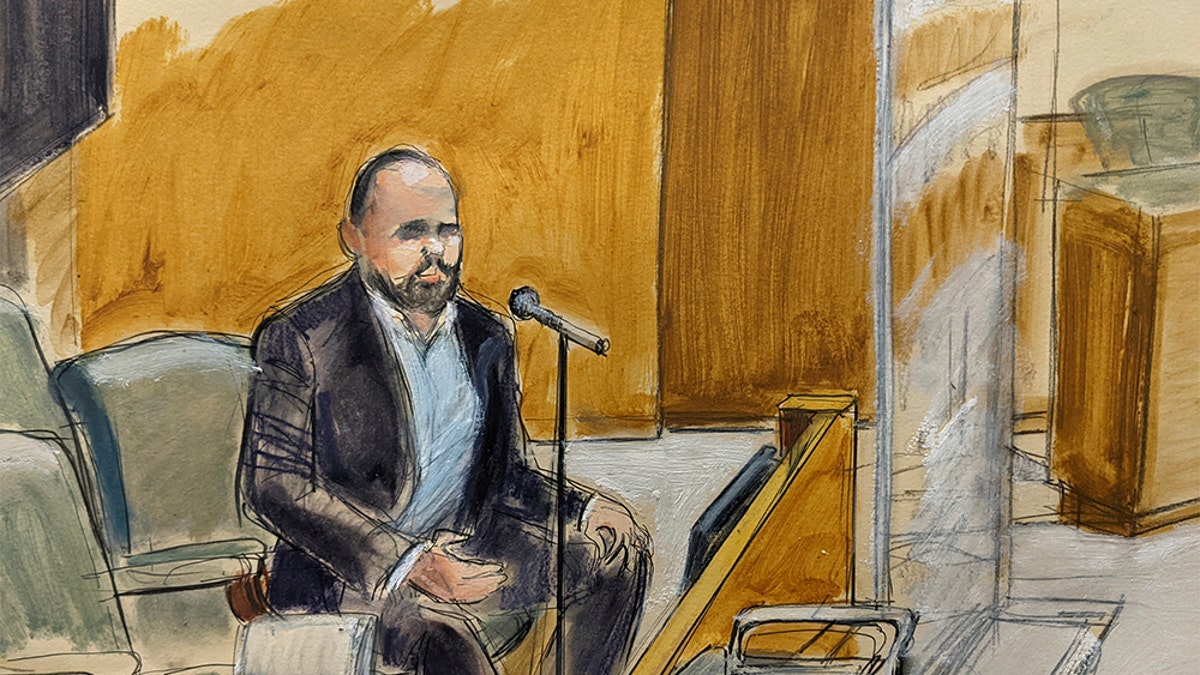 In this courtroom artist's sketch, former R. Kelly employee Tom Arnold testifies at the R&amp;amp;B star's trial in New York, Thursday, Aug. 19, 2021. The 54-year-old Kelly has repeatedly denied accusations that he preyed on several alleged victims during a 30-year career highlighted by his mega hit "I Believe I Can Fly."?(AP Photo/Elizabeth Williams)