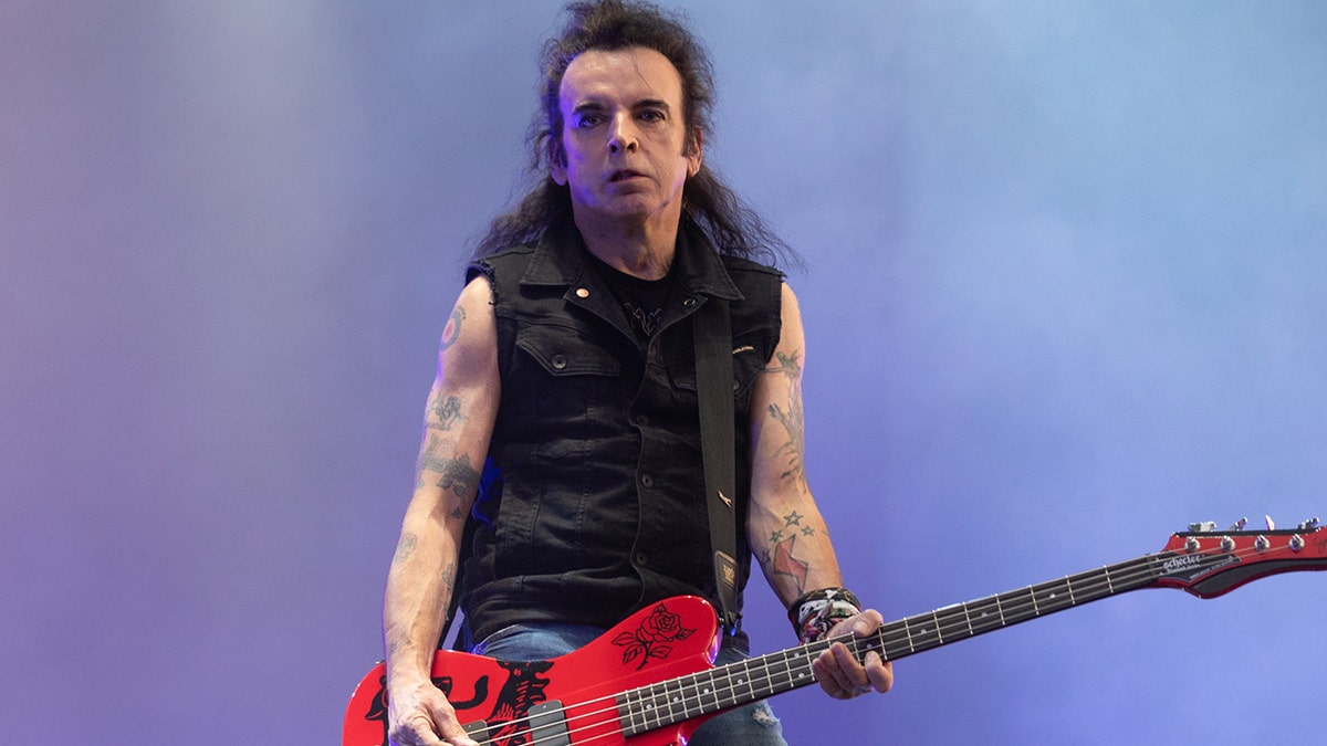 Simon Gallup is quitting 'The Cure'