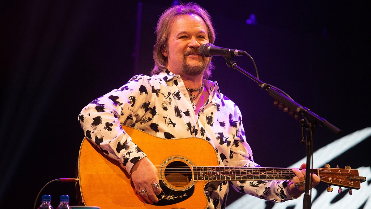 Travis Tritt won't perform at venues that require vaccinations