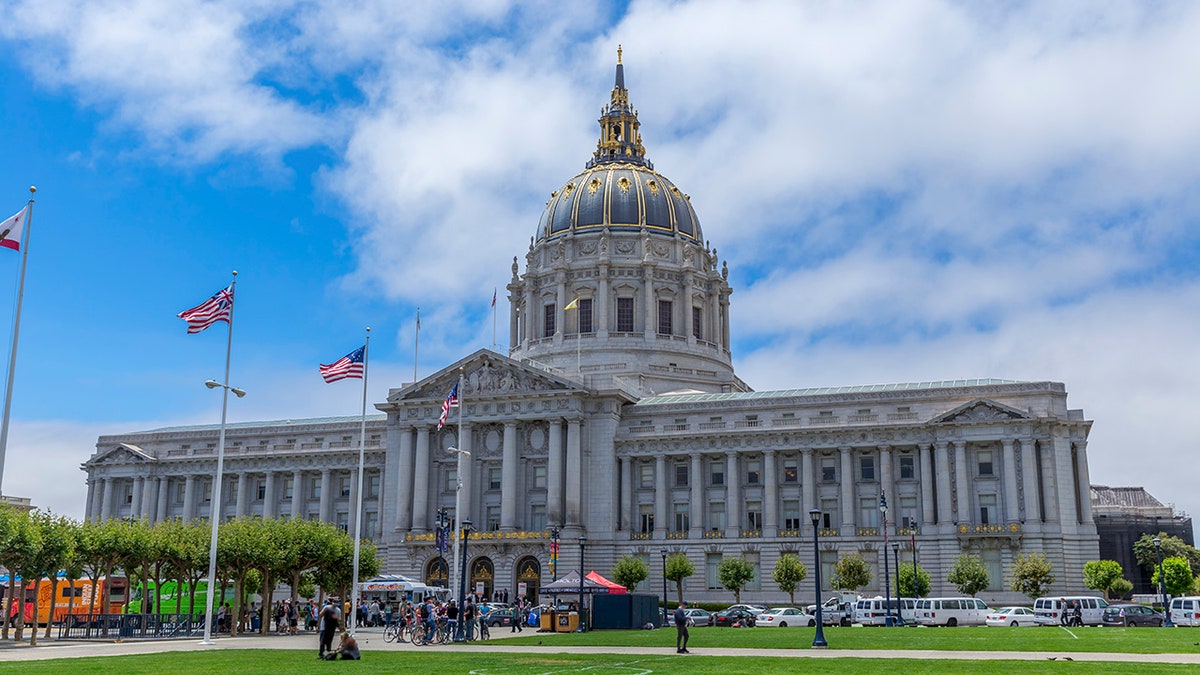 San Francisco city hall