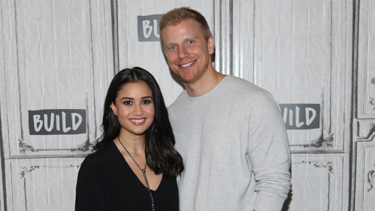 Catherine Giudici Lowe and Sean Lowe met on the 7th season on "The Bachelor" in 2013.