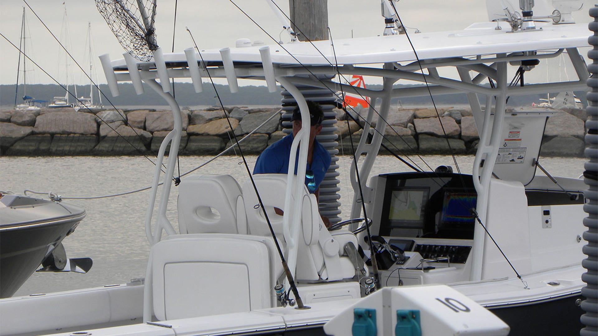 CNN's Chris Cuomo at ritzy Hamptons dock amid brother's resignation scandal