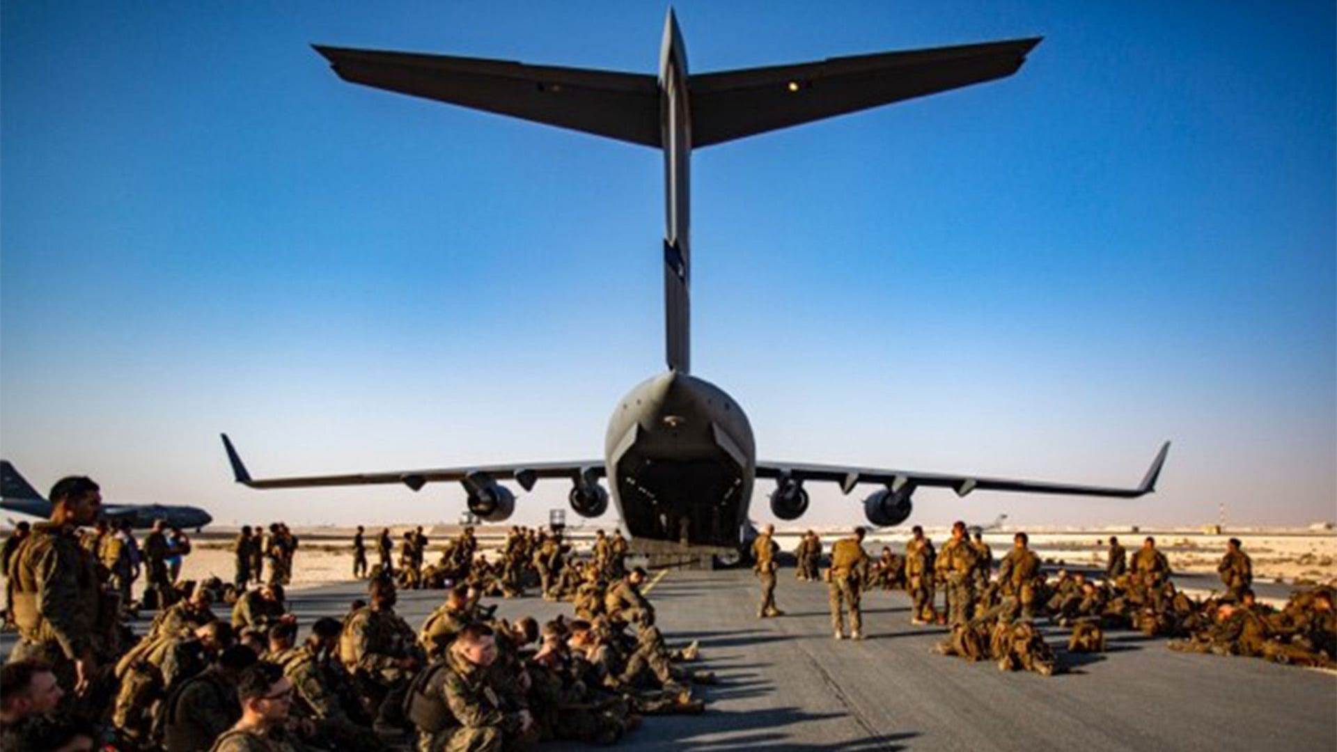 New Afghanistan photos show US troops on the ground working to evacuate