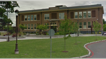 Washington public school requires student athletes to wear tracking monitors to trace COVID