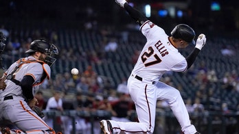 Giants score 4 in 9th to tie, beat Diamondbacks 5-4 in 10