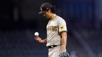 Darvish exits early, Diamondbacks beat Padres 12-3