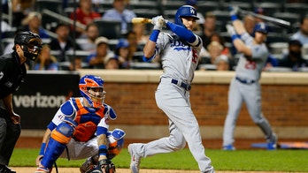 Bellinger sends Dodgers past Mets 2-1 in 10 innings