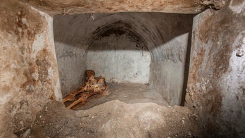 Archaeologists find skeleton, evidence of Greek in Pompeii