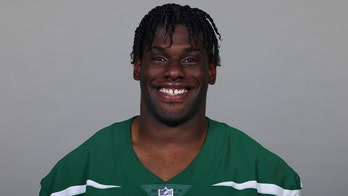 Jets' Carl Lawson having MRI on injured Achilles