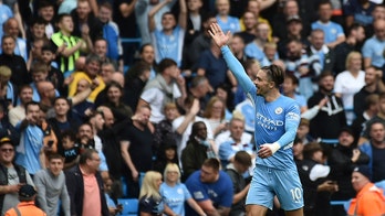 Grealish nets 1st goal for 5-star City, Liverpool wins again