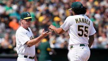 Wade's pinch-hit HR in 9th lifts Giants past A's 6-5