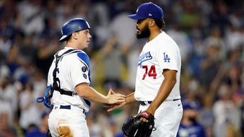 Dodgers rally with 3 runs in 8th to beat Rockies 5-2