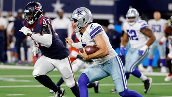Jets acquire edge rusher Shaq Lawson from Texans