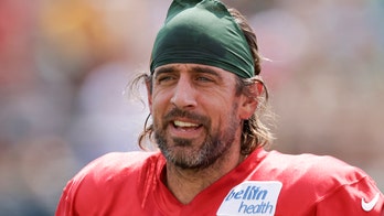 Aaron Rodgers hopes to play 2021 season 'with the right perspective'