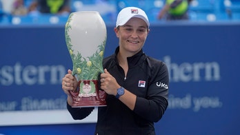 Barty, Zverev notch efficient wins in Cincinnati finals