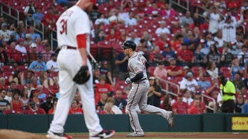 Braves hammer Lester in Cardinals debut for 6-1 victory