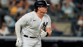 Voit's 4 hits spark streaking Yanks to 10-2 rout of Twins