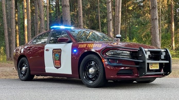 Former Minnesota trooper who sent himself nude photos of woman he arrested is sentenced to probation: report