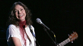 Nanci Griffith, Grammy-winning folk singer-songwriter, dead at 68