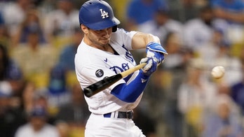 Dodgers beat Mets 4-1, gain on Giants with 7th straight win