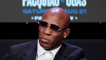 Ugás seizes late-career spotlight, takes a shot at Pacquiao