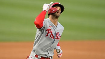 Harper homers, Phillies beat Nats 7-4 for 4th straight win
