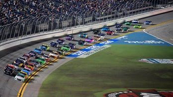 NASCAR: Blaney avoids last-lap wreck to win regular season finale at Daytona