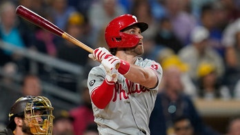 Phillies snap 4-game losing streak with 4-3 win over Padres