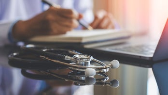 Pediatrics group urges FDA OK of COVID-19 vaccines in younger kids