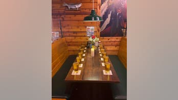 Texas Roadhouse in Kentucky honors 13 US service members slain in Kabul bombing with touching photo