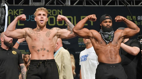 Jake Paul beats Tyron Woodley via split decision, remains undefeated