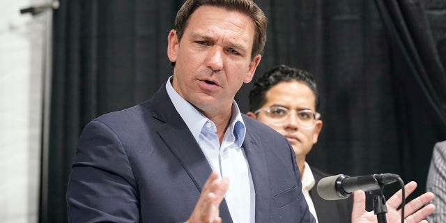 gobernador de florida ron desantis