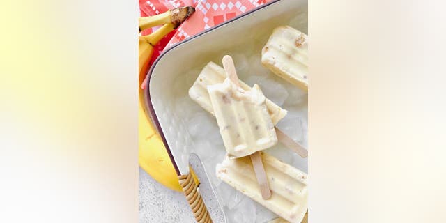 Debi Morgan's Banana Pudding Pops recipe only requires five ingredients.