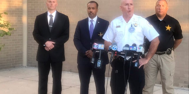 Chicago Police Chief of Patrol Brian McDermott talks of the shooting Sunday that left a 7-year-old girl dead (Chicago Police)