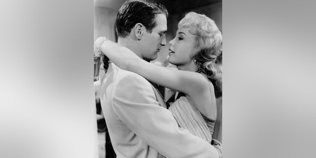 Paul Newman and Barbara Eden appeared in Mark Robson's 