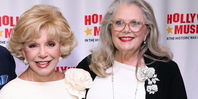 Ruta Lee (剩下) and Ann Jillian attend the Hollywood Museum Grand Reopening and Book Launch Party for Ruta Lee's "Consider Your A-- Kissed" at The Hollywood Museum on May 28, 2021, 在好莱坞, 牛犊.