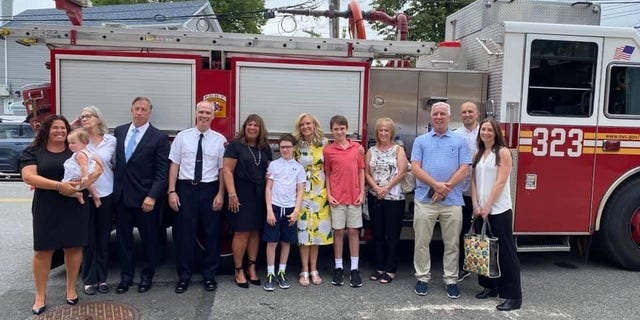 Janice Dean, husband Sean Newman and family members at the memorial service for Sean's parents Mickey and Dee Newman on Aug. 9, 2021 in Brooklyn, N.Y.