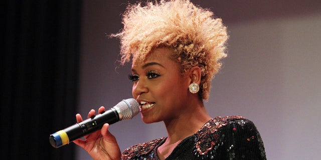 Syesha Mercado performs in Chicago, December 3, 2011. (Getty Images)