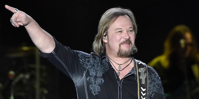 Travis Tritt likened vaccine requirements at concerts to ‘discrimination.’ (imágenes falsas)