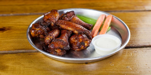 Edley’s Bar-B-Que smoked chicken wings.