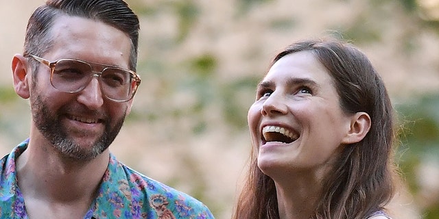 Amanda Knox is pregnant, expecting first child with ...