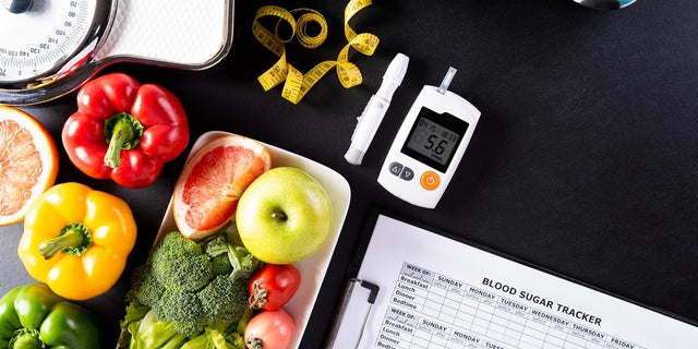 Diet and exercise are two ways to manage type 2 diabetes, the Mayo Clinic says. 
