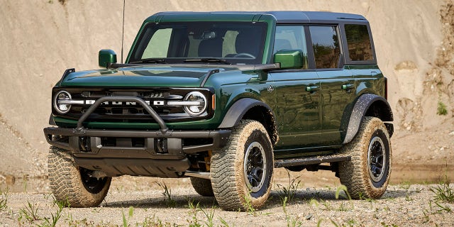 The 2022 Ford Bronco will be offered in a new Eruption Green color.