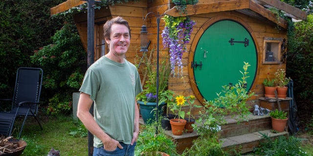 Ali Hughson, 47, from South Queensferry, Scotland, built his own "Hobbit house" workshop in his backyard.