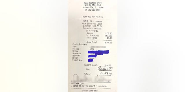 The tip came last Tuesday after the man finished eating a meal with his wife and son at the Wahoo Seafood Grill.