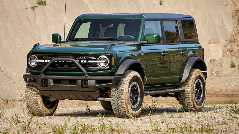 Good news, Florida Man, the 2022 Ford Bronco Everglades comes with a snorkel and winch